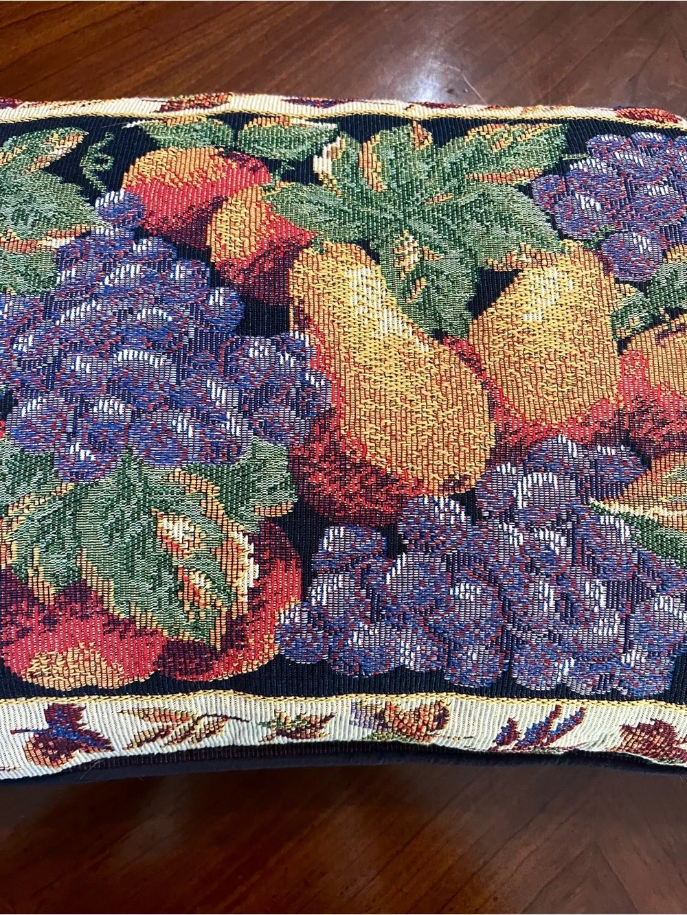 Tuscan-inspired Woven Tapestry Set vtg woven